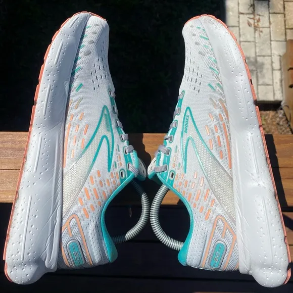 Brooks Glycerin 20 Running Shoes Oyster Latigo Bay Coral Women’s 9.5 Sneakers