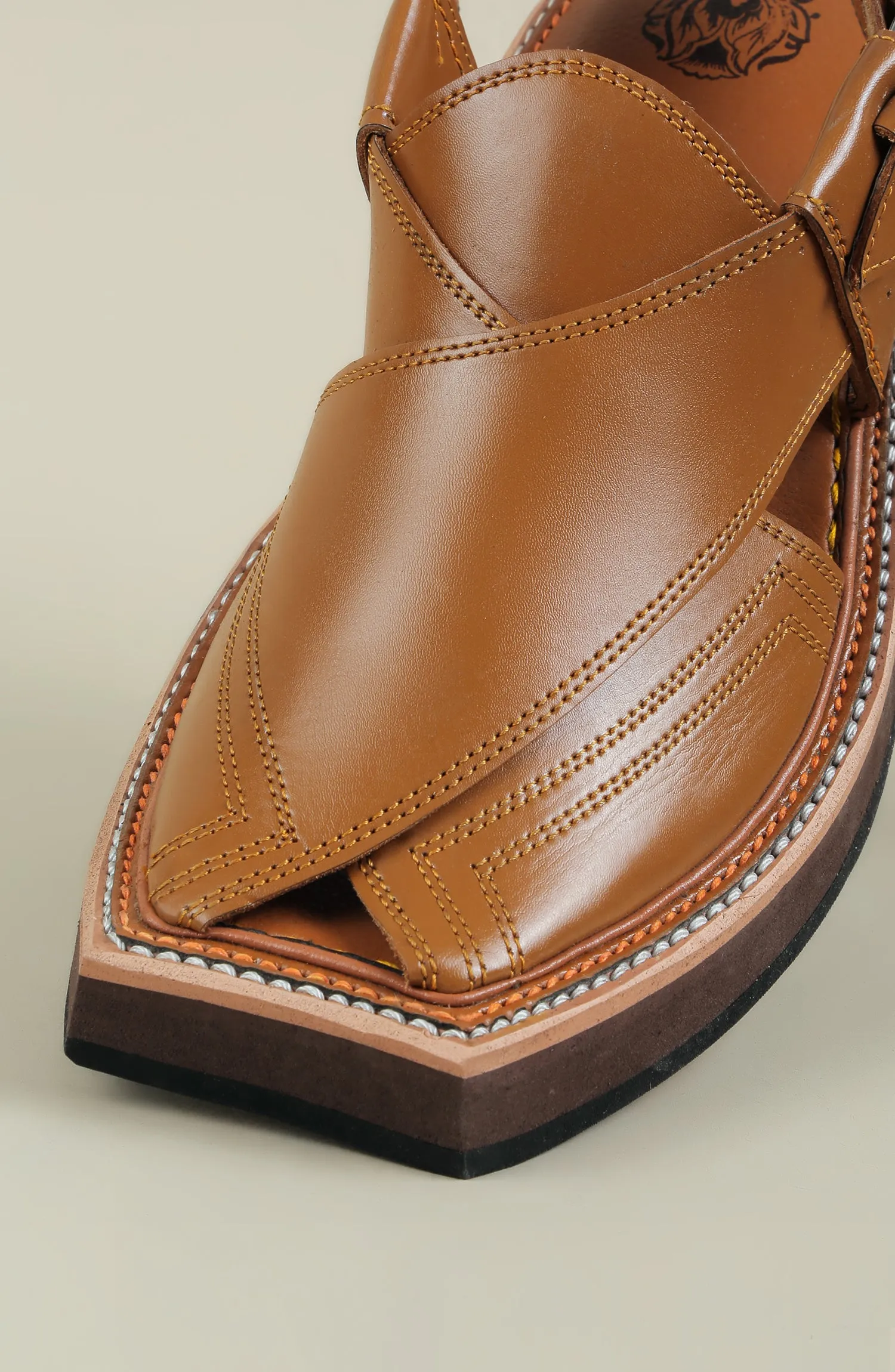 Kaptaan Shahnameh Chappal