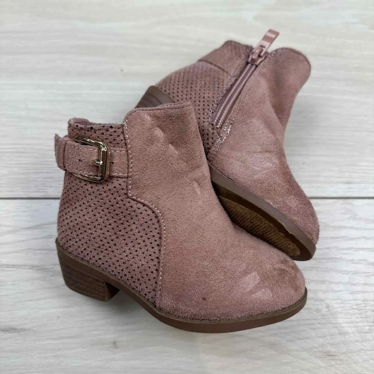 Link FOOTWEAR