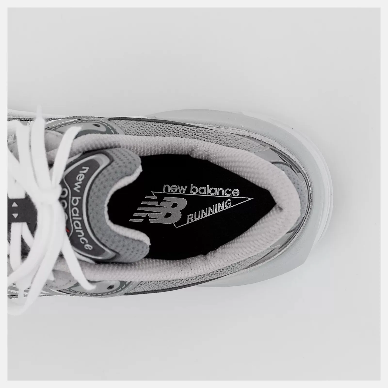 MEN'S MADE IN USA 990v6