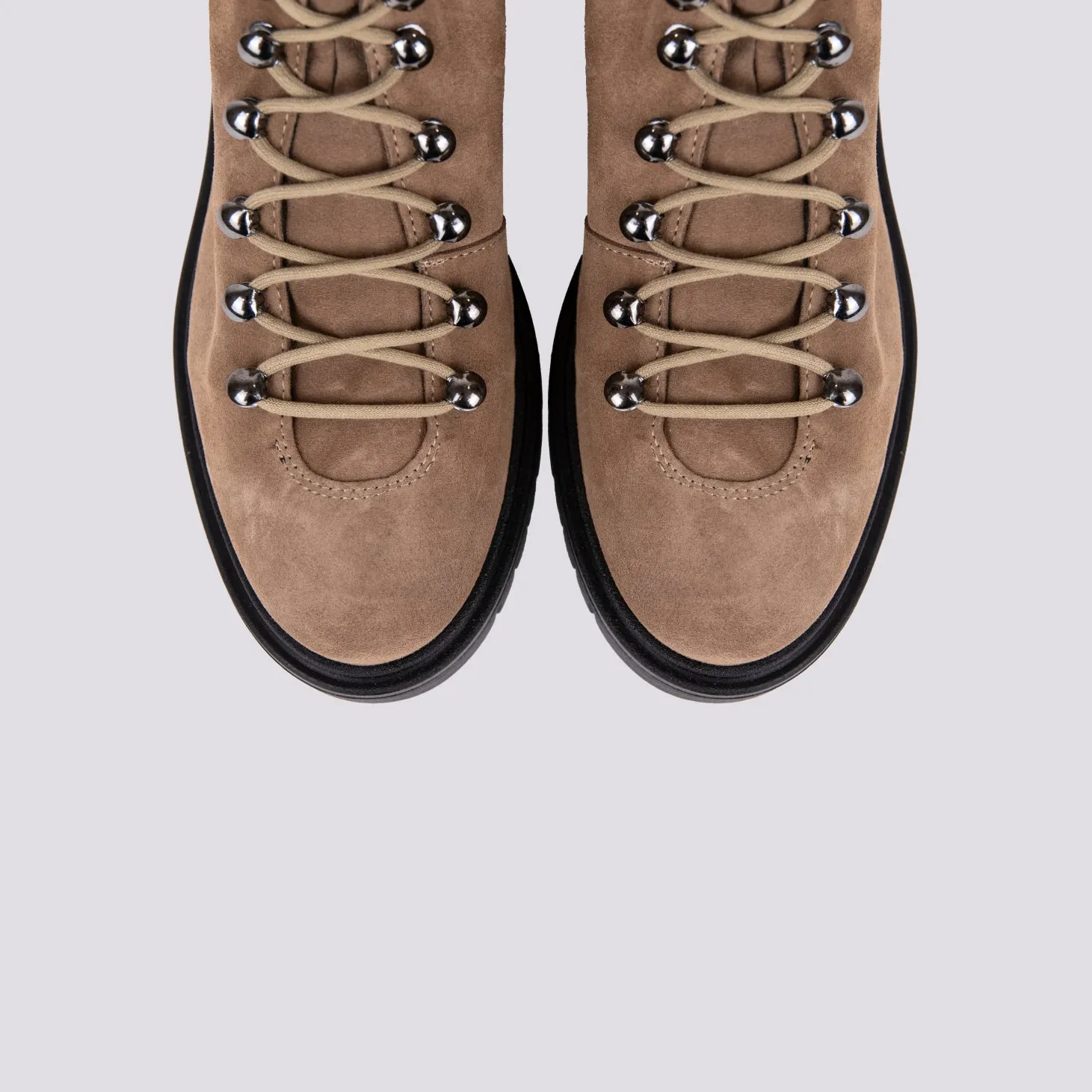 SCARPONCINO ALTO CON ALLACCIO TREKKING IN CAMOSCIO BEIGE