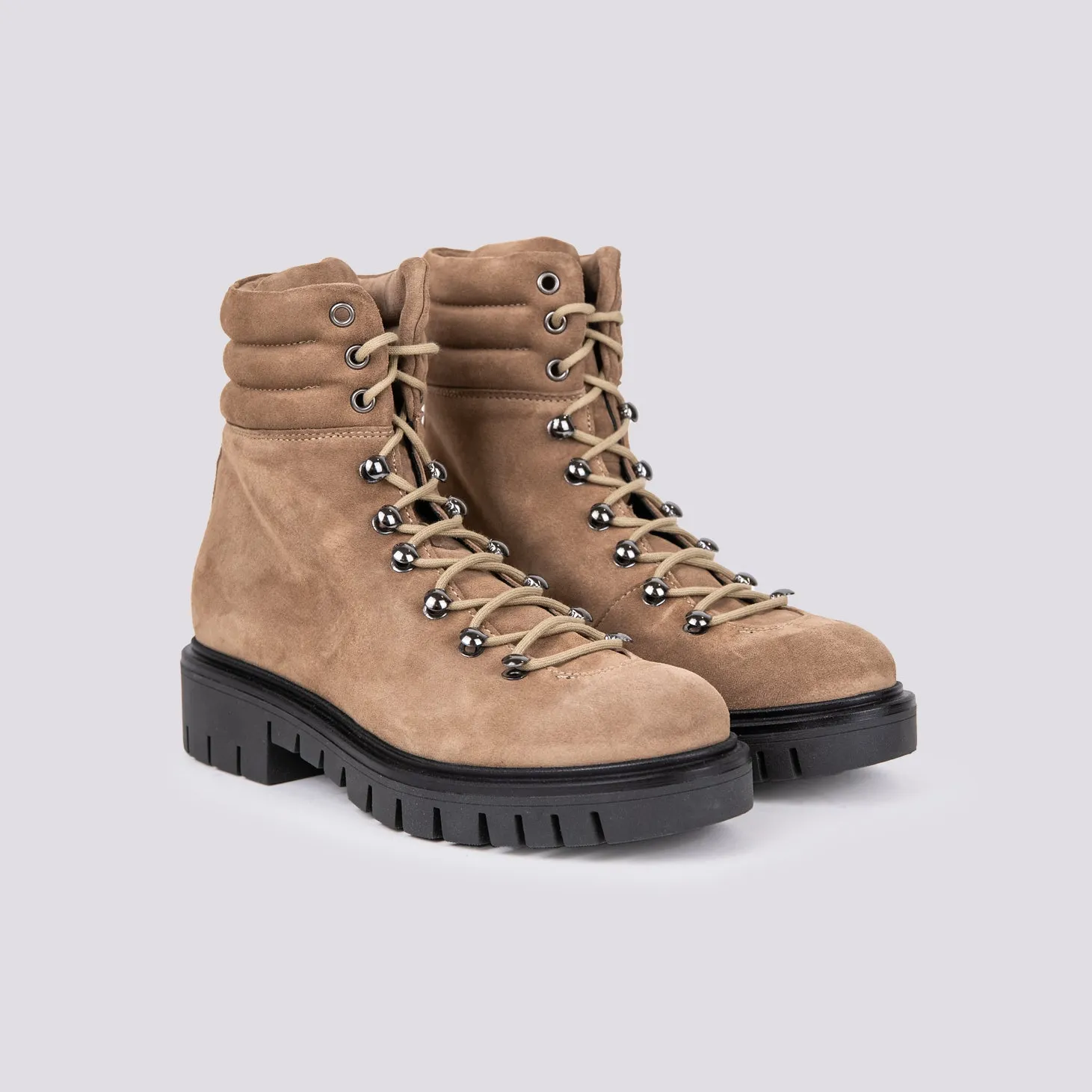 SCARPONCINO ALTO CON ALLACCIO TREKKING IN CAMOSCIO BEIGE