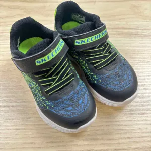 Skechers FOOTWEAR