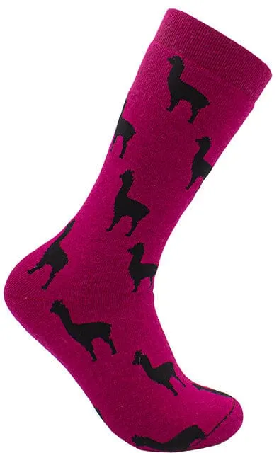 Stylish Alpaca Smiles: Socks with Charming Faces