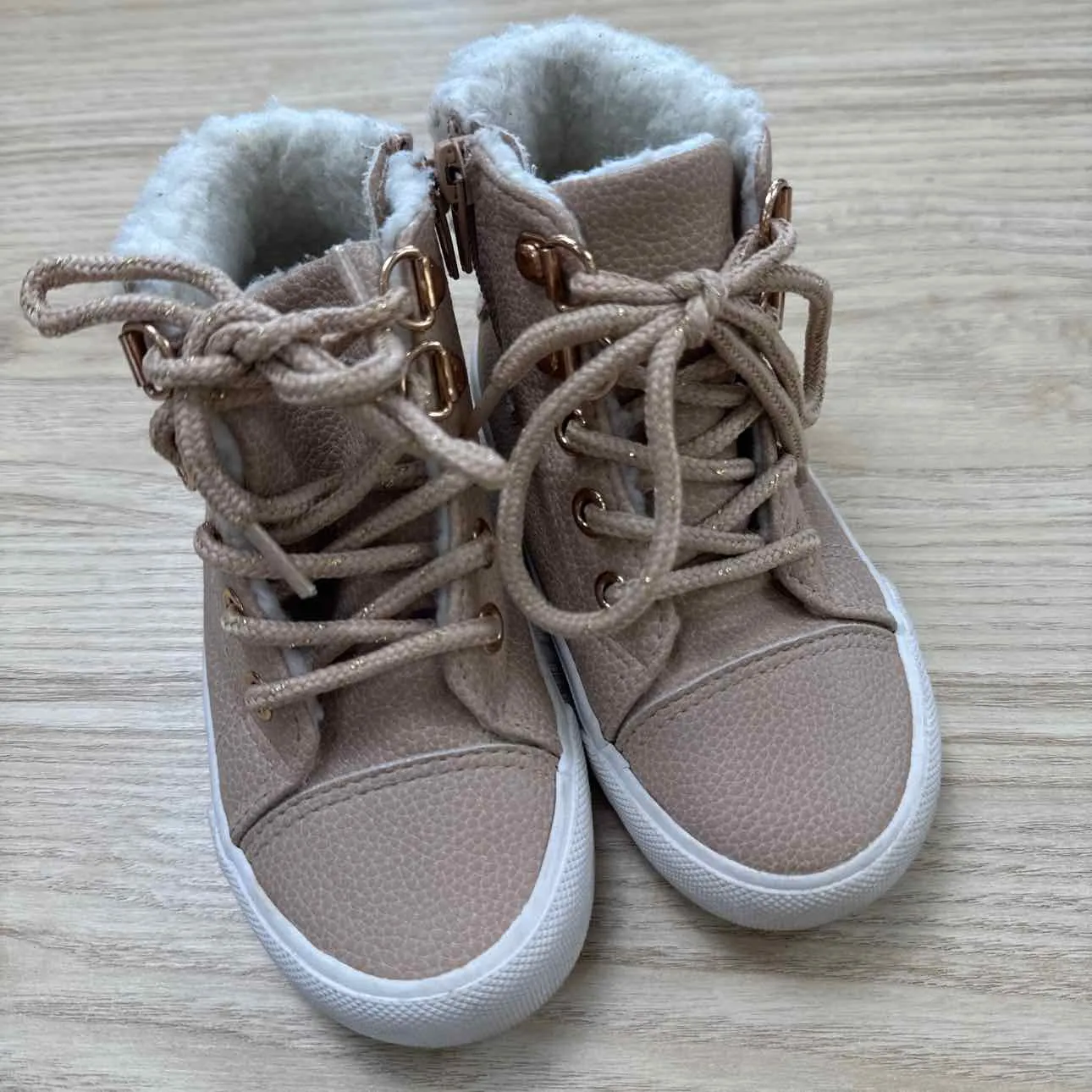 Tommy Bahama FOOTWEAR
