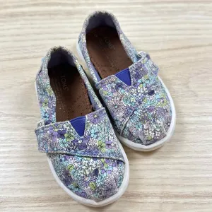 Toms FOOTWEAR