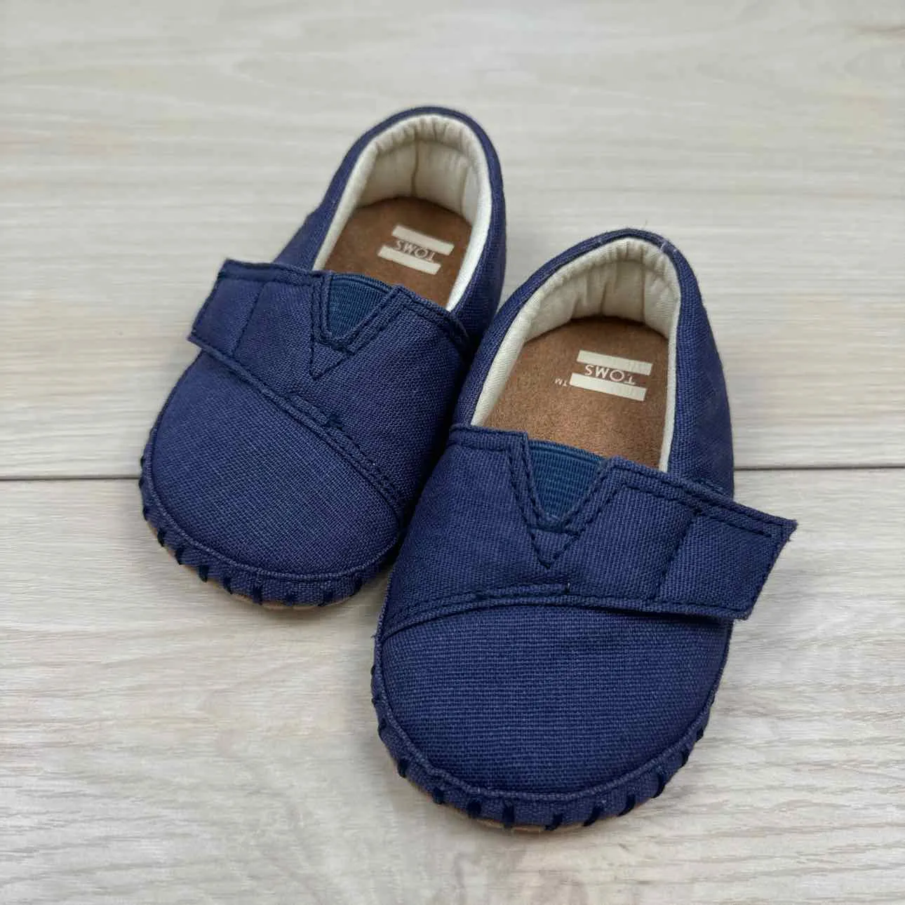 Toms FOOTWEAR
